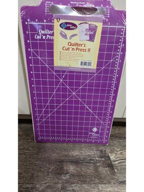 JUNE TAILOR QUILTER’S CUT ‘N PRESS II 2 BOARD 12X18  MAT IRONING GRIDS CUSHION